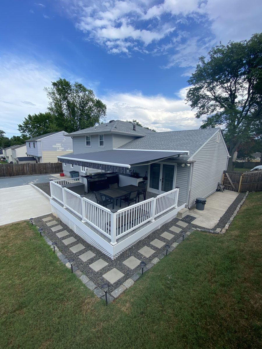 Retractable awning installation