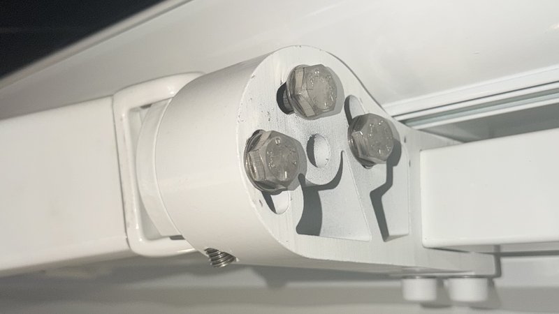 Aristocrat awning arm shoulder with three-bolt connection